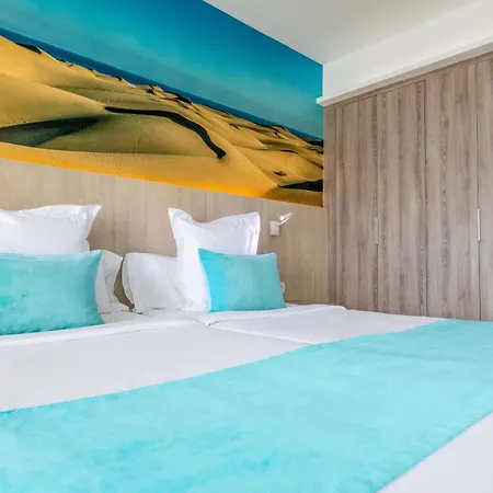 Appartement Deluxe Single With Half Board, Only Adults, Heated Pool, Playa Ingles *